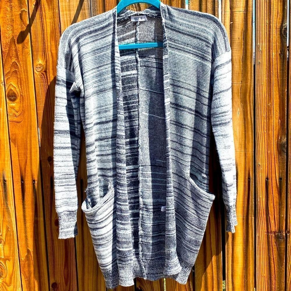 🌲Ardene Pocketed Knit Cardigan Grey Size Small